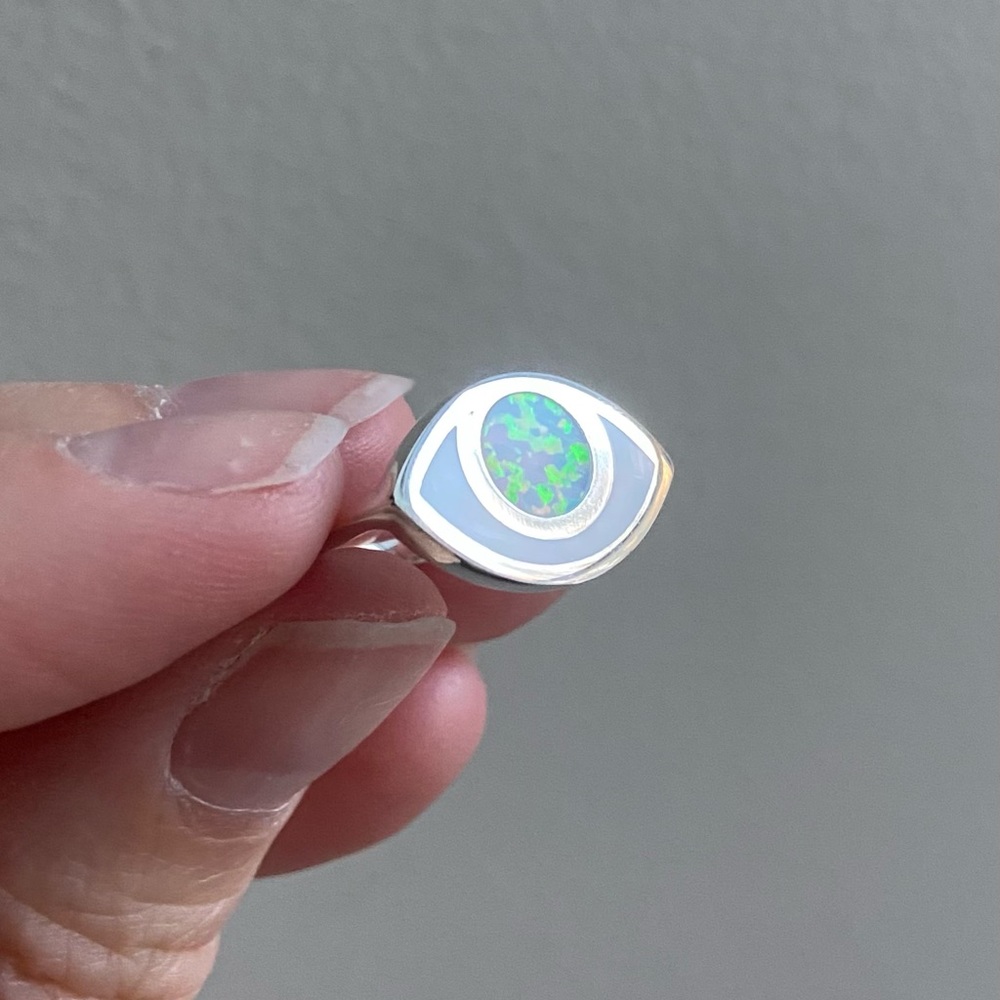 Opal Eye Ring Silver Jewelry - Picture 2 of 11